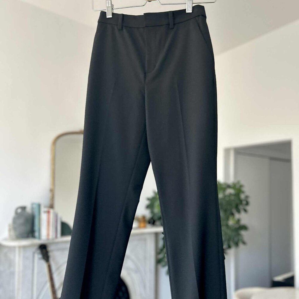 Uniqlo Ezy Ankle-Length Pants